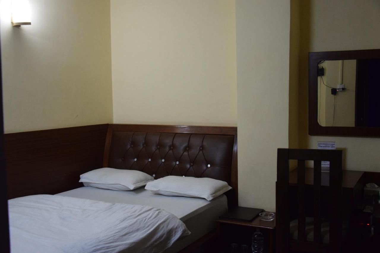 Hotel Siraaj Lalitpur Ngoại thất bức ảnh